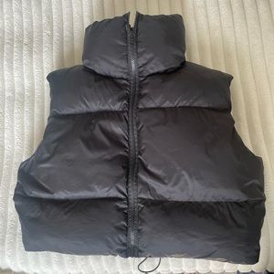 Puffer jacket vest